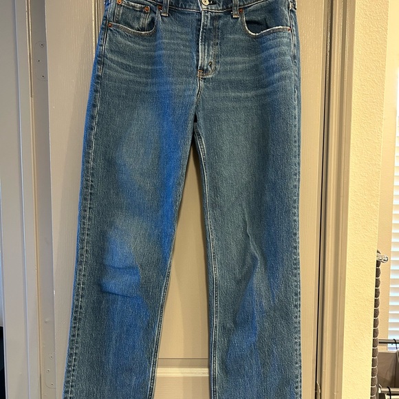 Abercrombie & Fitch Denim - Abercrombie & Fitch Mid Rise Blue Jeans